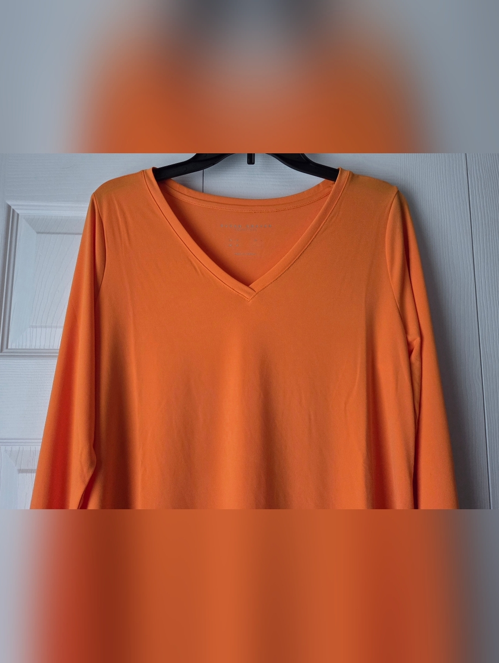 NWOT Susan Graver Orange V-Neck 3/4 Sleeve Top Size M - Picture 3 of 11